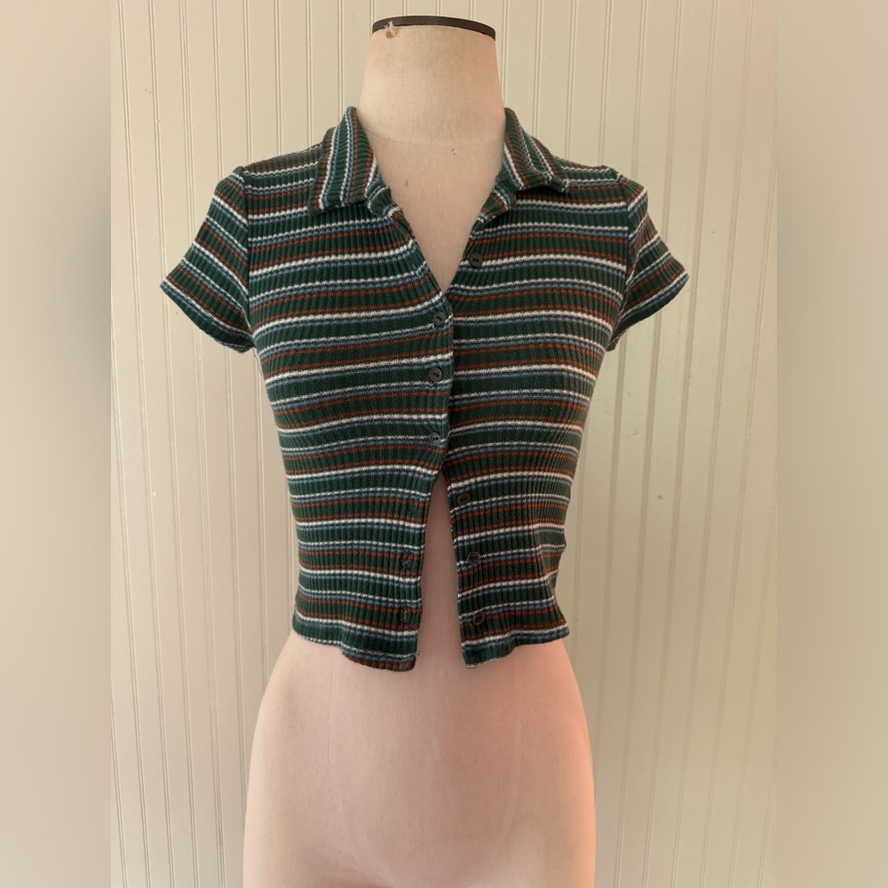 Sky & Sparrow Cropped Button Down